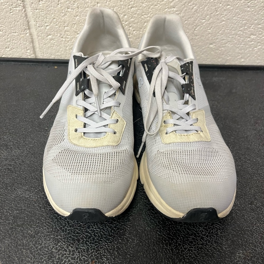 On Cloudrift Running Shoes - Picture 9 of 9
